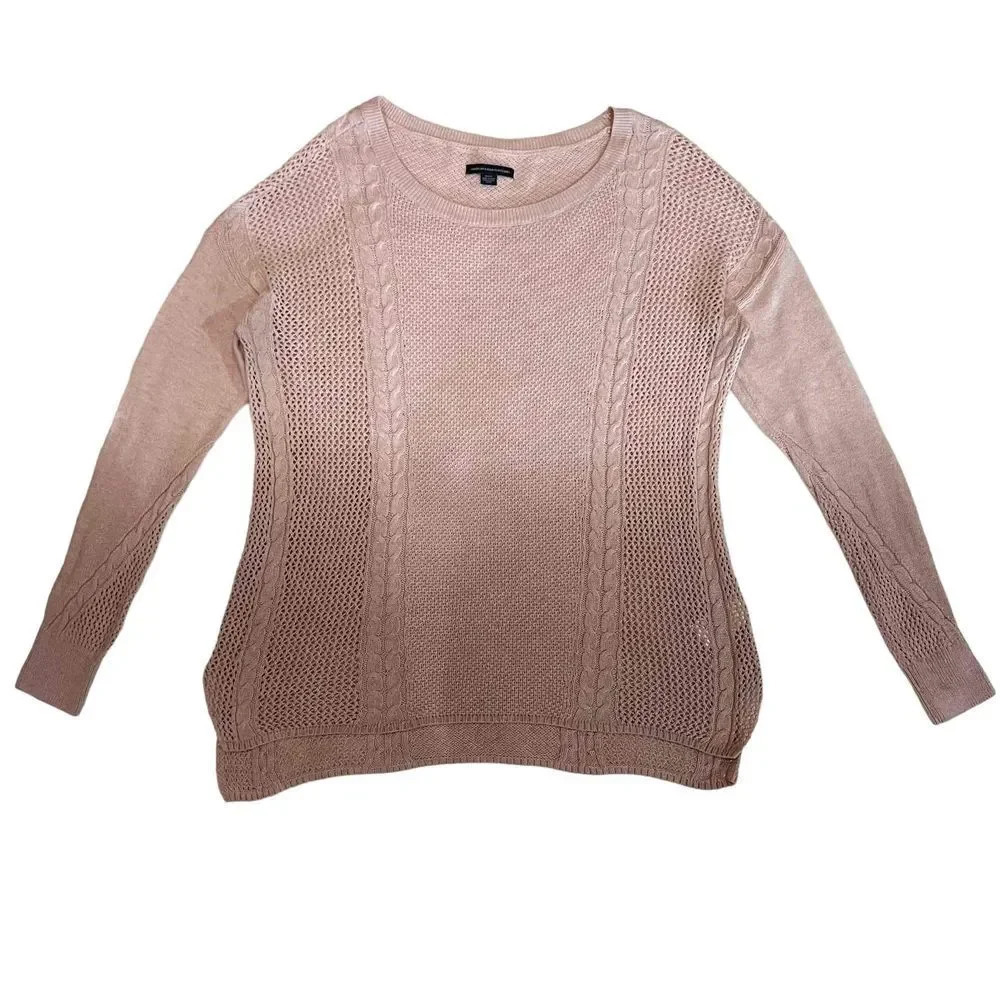 American Eagle Women's Cable Knit Ombre Round Neckline‎ Sweater Size Medium